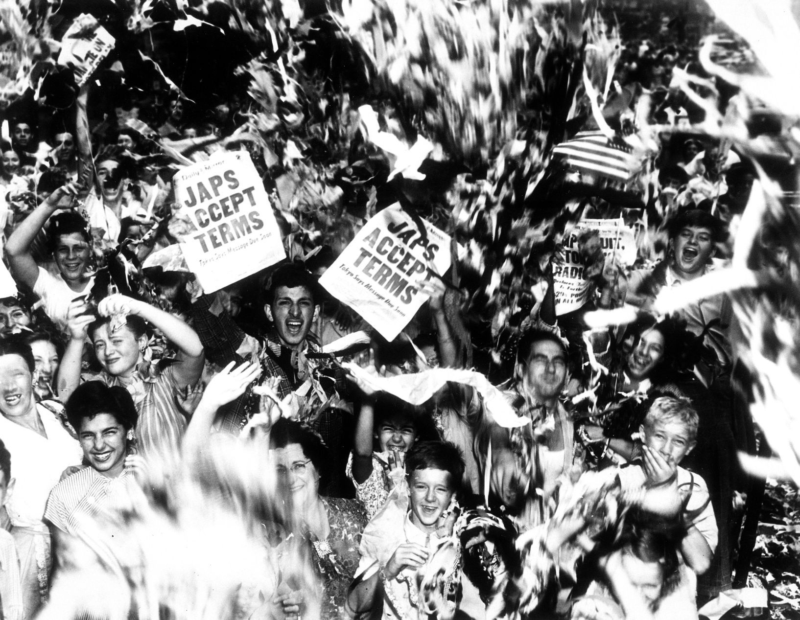 WWII VJ DAY NYC TIMES SQUARE